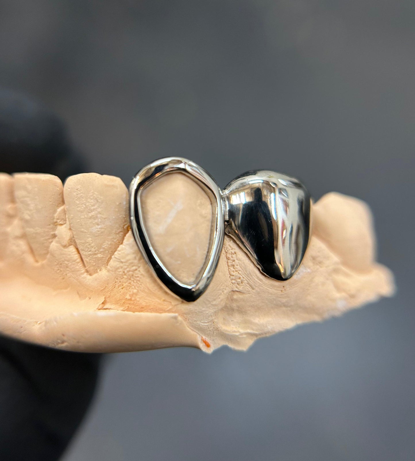 Window x Solid Twin Set